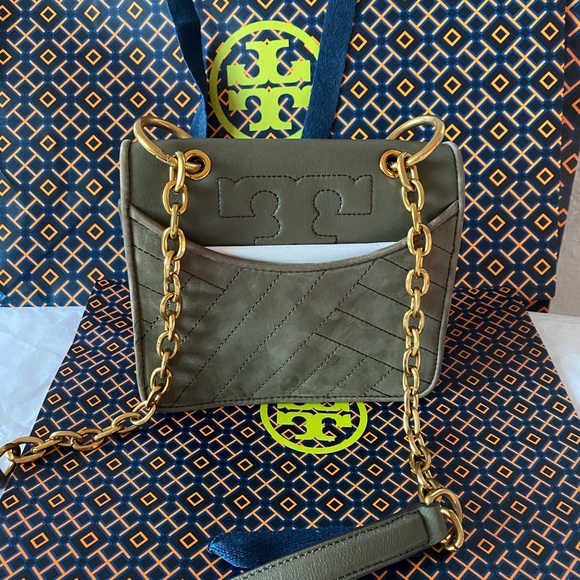 Tory Burch Handbags - 🍀Tory Burch Alexa mini shoulder bag/crossbody